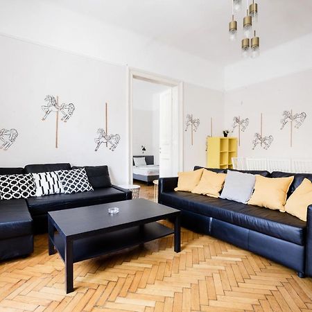Downtown Circus Apartment Budapest Kültér fotó