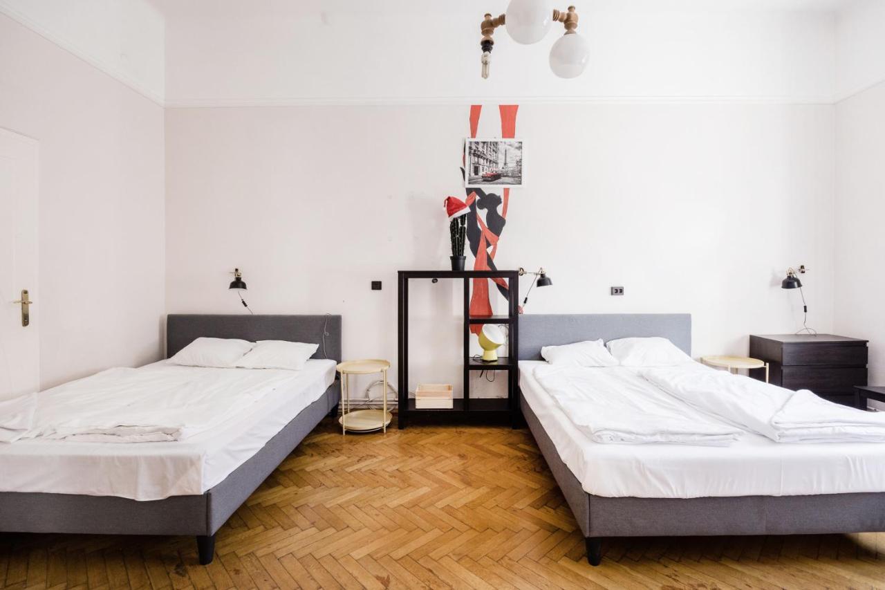 Downtown Circus Apartment Budapest Kültér fotó