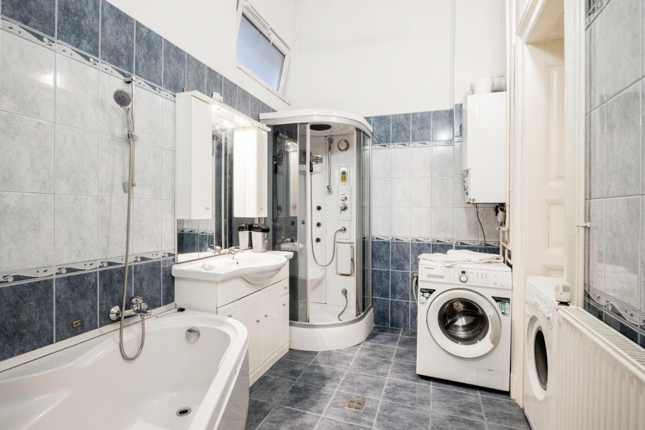 Downtown Circus Apartment Budapest Kültér fotó