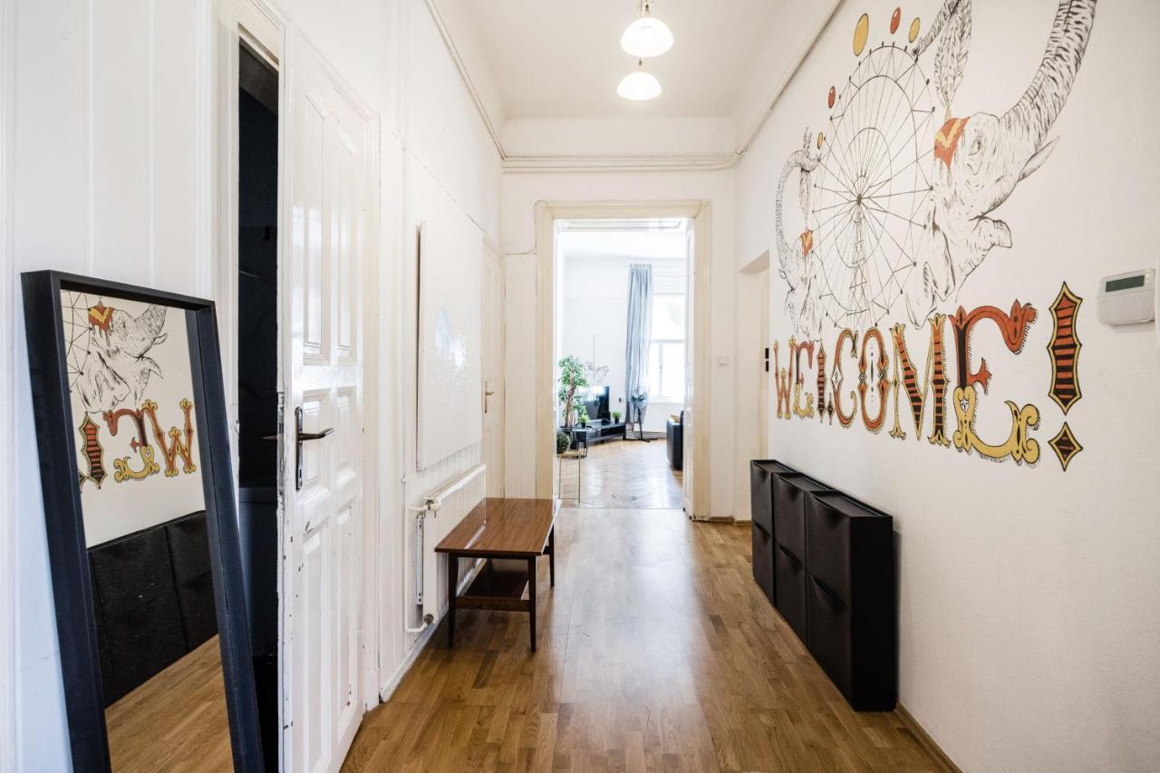 Downtown Circus Apartment Budapest Kültér fotó