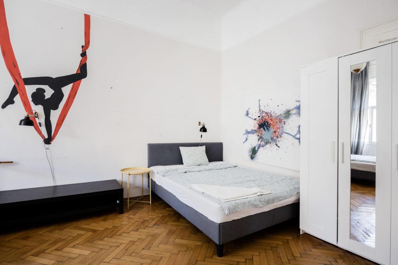 Downtown Circus Apartment Budapest Kültér fotó
