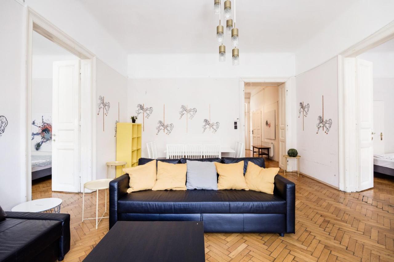 Downtown Circus Apartment Budapest Kültér fotó